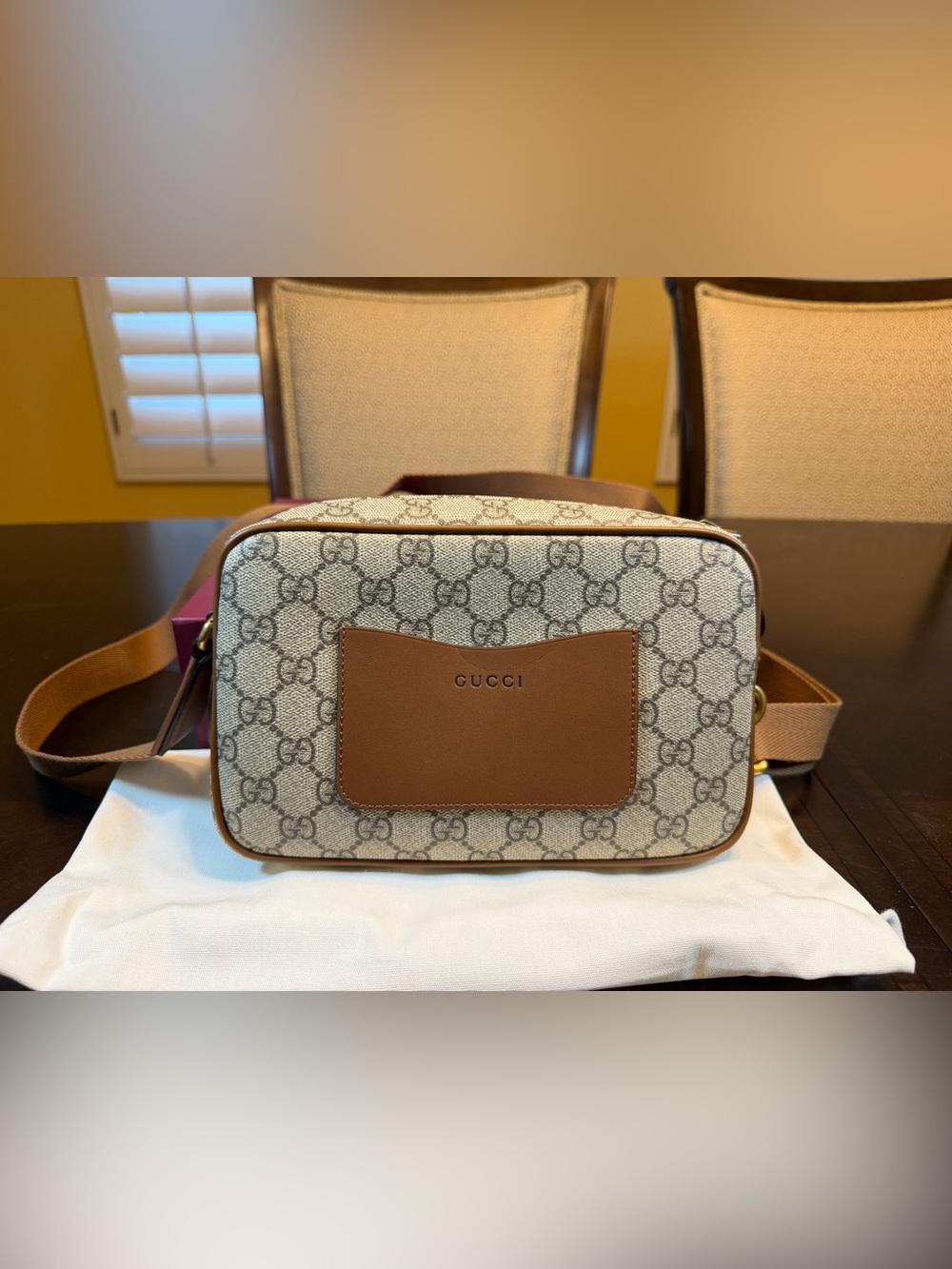 New Authentic Gucci GG Supreme Logo Brown Leather Crossbody Bag
